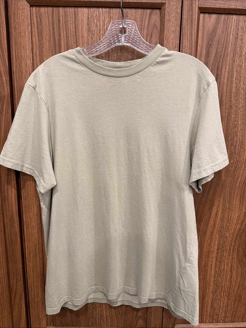 H & M Tshirt